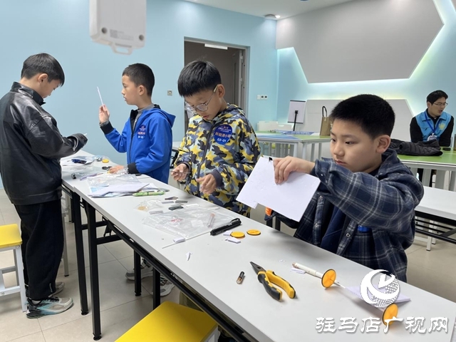 第二屆駐馬店市青少年科技運(yùn)動(dòng)會(huì)開(kāi)賽